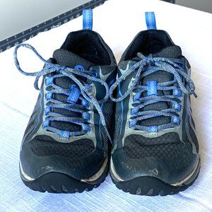 Merrell Women's Siren Edge Hiking Shoe, Vibram, Black & Blue stone, size 7
